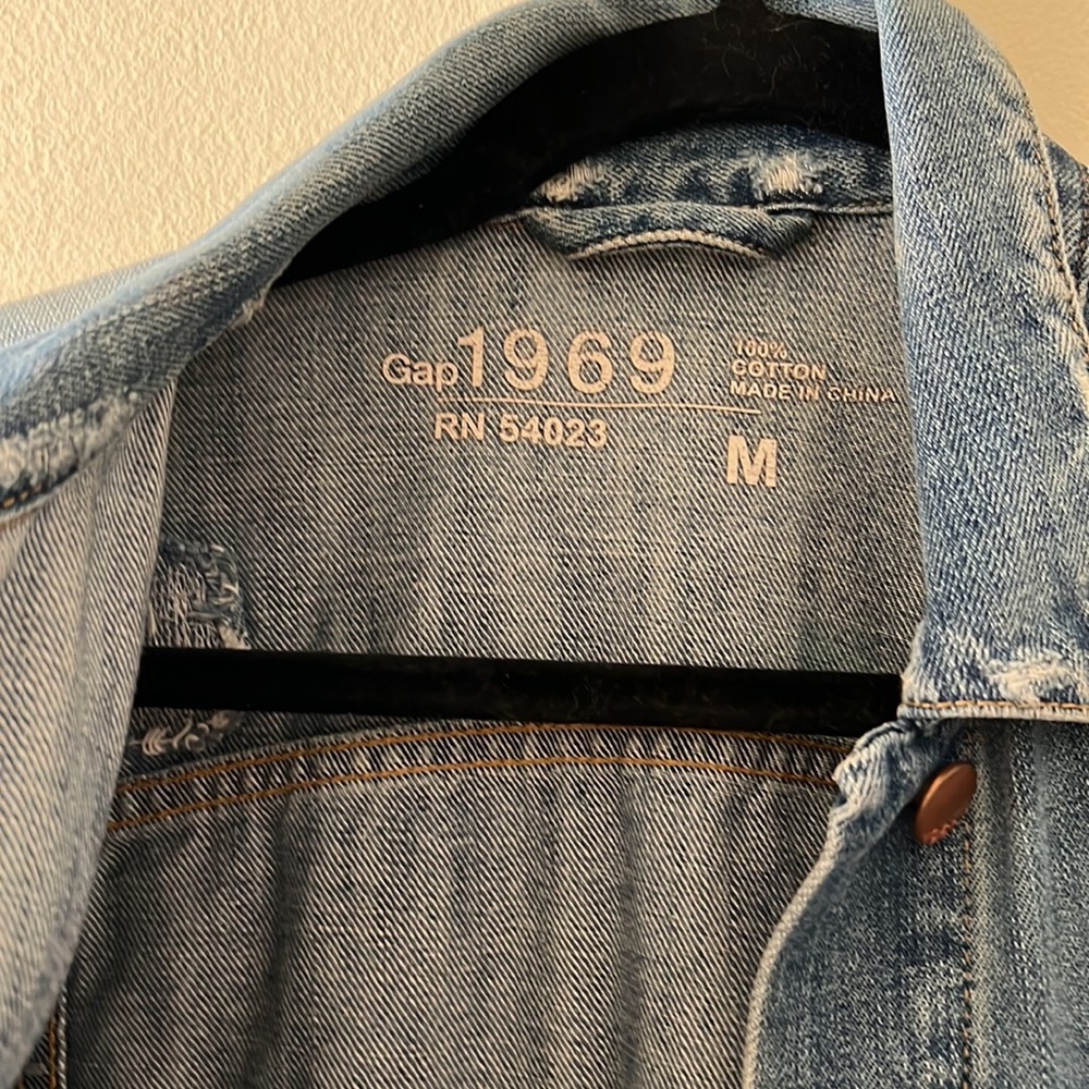 GAP, Denim Jacket - Picture 3 of 6